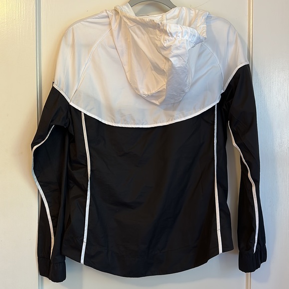 Nike Womens Windbreaker - Small - Picture 4 of 4